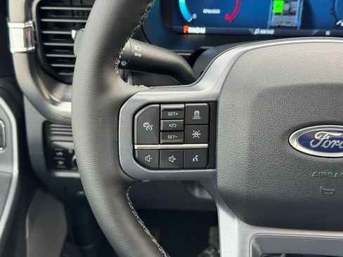 New 2026 Ford F350 Lariat w/ Black Appearance Package image 25