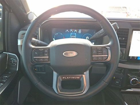 Used 2025 Ford F450 Platinum w/ FX4 Off-Road Package image 11