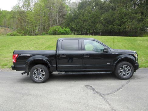Used 2016 Ford F150 XLT w/ Equipment Group 302A Luxury AWD/4WD image 2
