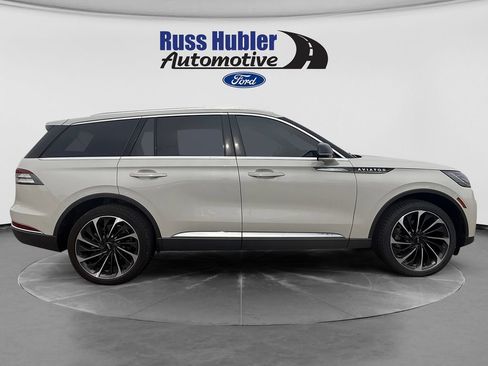 Used 2025 Lincoln Aviator Reserve w/ Equipment Group 201A AWD/4WD image 8