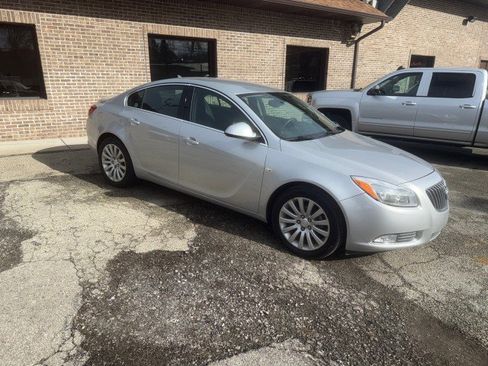 Used 2011 Buick Regal CXL w/ RL3 Preferred Equipment Group image 7