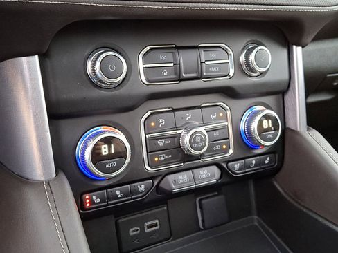 Certified 2023 GMC Yukon SLT w/ SLT Luxury Package image 23