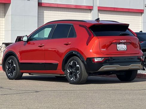 Used 2023 Kia Niro Wave image 7