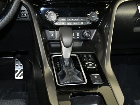 New 2026 Mitsubishi Eclipse Cross Black Edition image 13