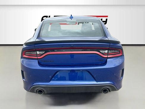 Used 2022 Dodge Charger R/T w/ Blacktop Package RWD image 6