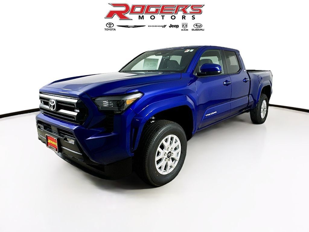 Certified 2025 Toyota Tacoma SR5 AWD/4WD image 3