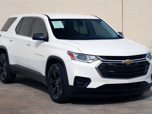 Used 2020 Chevrolet Traverse LS FWD image 52