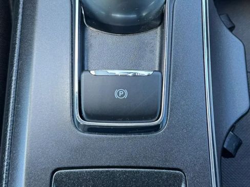 Used 2020 Ford Fusion SE FWD image 49
