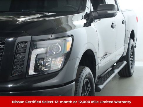 Used 2019 Nissan Titan SL w/ Midnight Edition image 6