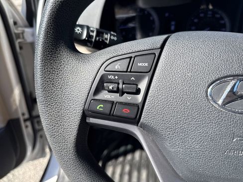 Used 2017 Hyundai Tucson SE image 16