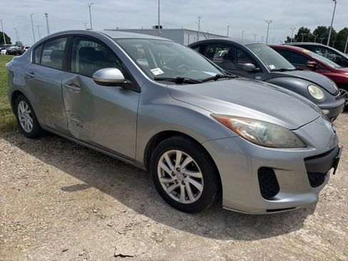Used 2012 MAZDA MAZDA3 i Touring FWD image 7