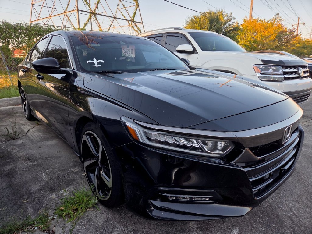 Used 2019 Honda Accord Sport image 3