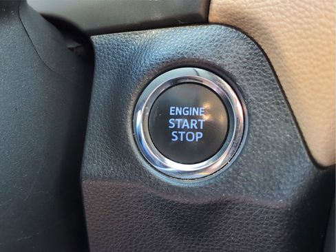 Used 2020 Toyota RAV4 XLE w/ Convenience Package image 25