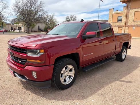 Used 2018 Chevrolet Silverado 1500 LT w/ All Star Edition AWD/4WD image 7