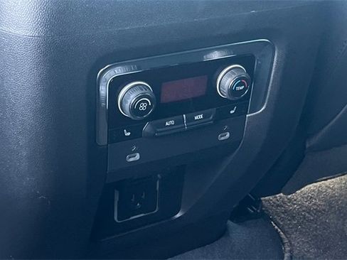 Used 2023 Chevrolet Tahoe Premier image 15