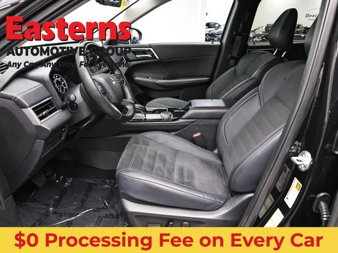 Used 2025 Mitsubishi Outlander SE AWD/4WD image 14