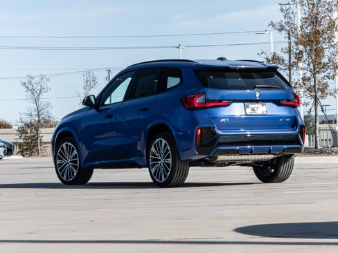 New 2026 BMW X1 xDrive28i w/ Technology Package image 3