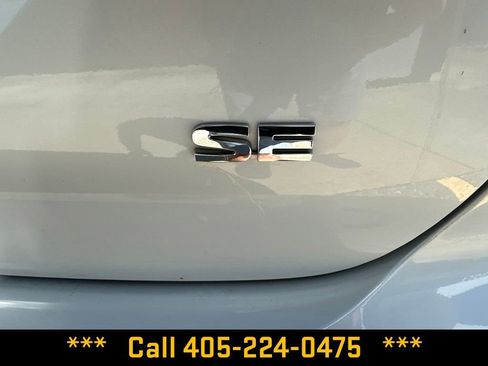 Used 2025 Mitsubishi Outlander SE AWD/4WD image 16