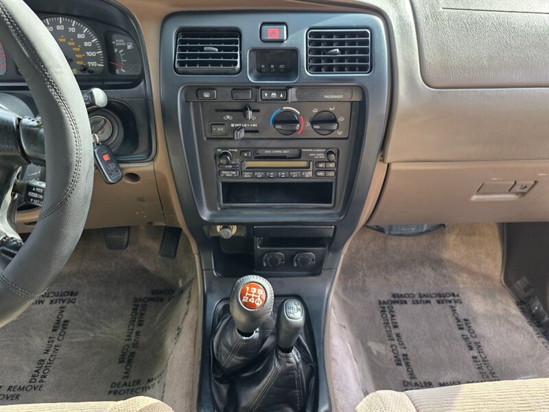 Used 1999 Toyota 4Runner SR5 AWD/4WD image 39