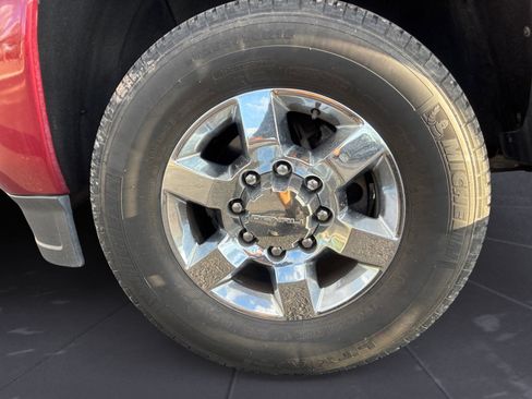 Used 2019 GMC Sierra 3500 Denali w/ Duramax Plus Package AWD/4WD image 12