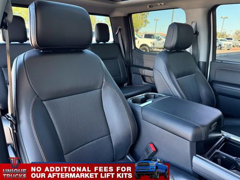Used 2023 Ford F450 Lariat w/ FX4 Off-Road Package image 31