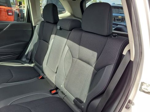Used 2022 Subaru Forester Premium AWD/4WD image 12