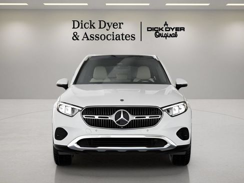 Used 2026 Mercedes-Benz GLC 300 image 34