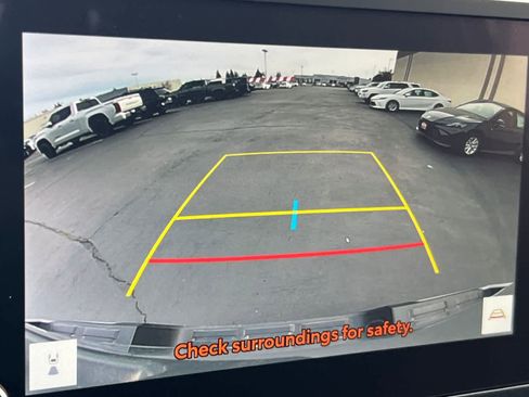 Used 2025 Toyota Tacoma SR5 image 19