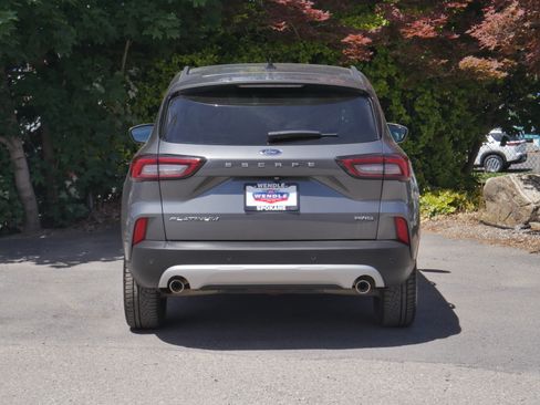 Certified 2025 Ford Escape Platinum AWD/4WD image 19