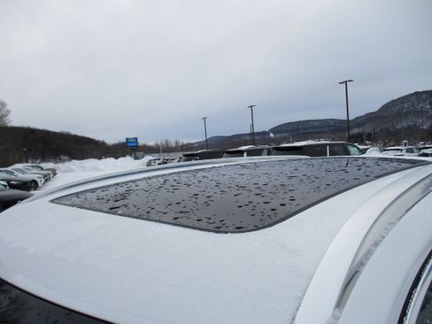 Certified 2023 Volvo XC90 B5 Core w/ Climate Package image 11