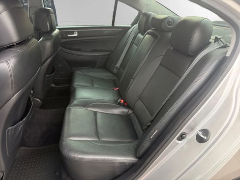 Used 2012 Hyundai Genesis 3.8 w/ Premium Pkg image 17
