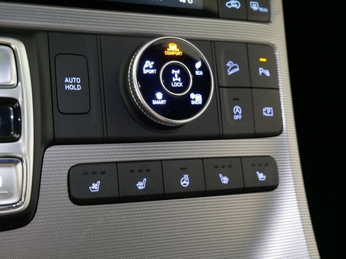 Used 2025 Hyundai Palisade Calligraphy image 30