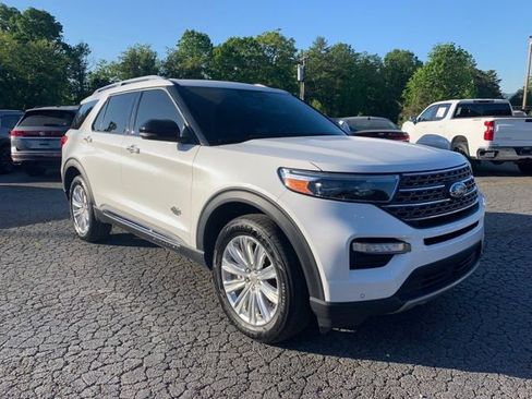 Certified 2024 Ford Explorer King Ranch w/ Technology Package AWD/4WD image 2