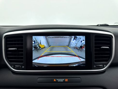 Certified 2021 Kia Sportage LX FWD image 24