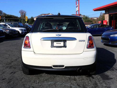 Used 2009 MINI Cooper Hardtop image 3