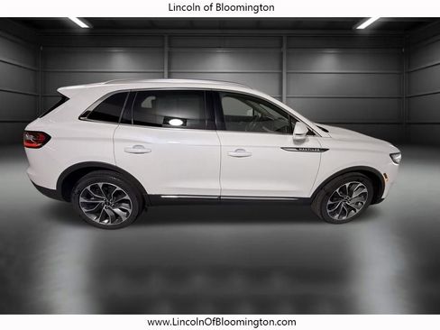 Certified 2023 Lincoln Nautilus Reserve w/ Equipment Group 201A AWD/4WD image 9