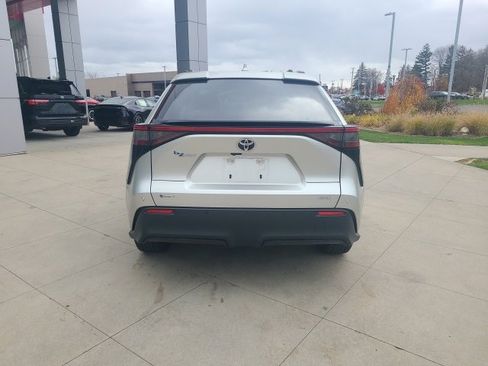 Used 2024 Toyota bZ4X XLE image 6