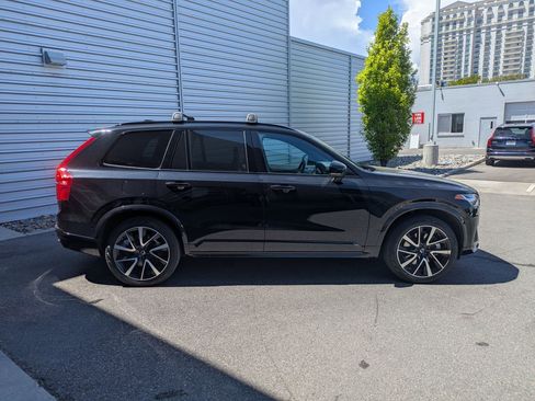 Used 2023 Volvo XC90 T8 Ultimate w/ Lounge Package AWD/4WD image 2
