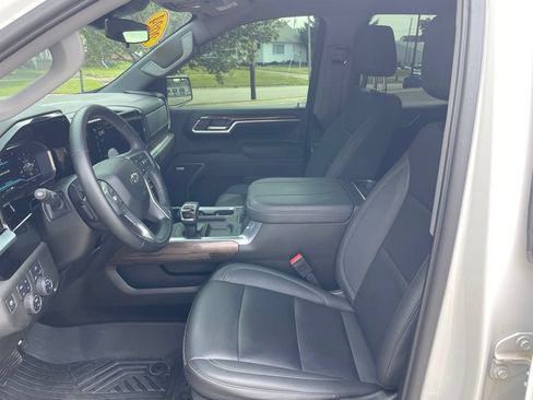 Used 2024 Chevrolet Silverado 1500 RST w/ Convenience Package II AWD/4WD image 14