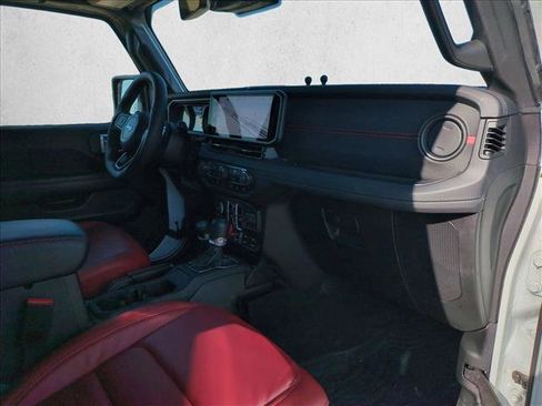 Used 2024 Jeep Wrangler Unlimited Rubicon 392 image 22