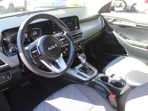 Certified 2026 Kia Seltos LX AWD/4WD image 21
