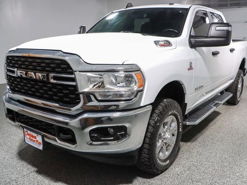 Used 2024 RAM 2500 Big Horn w/ Off Road Package image 32