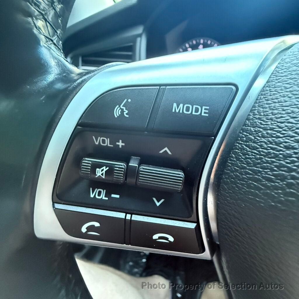 Used 2019 Hyundai Sonata Limited w/ Ultimate Package 04 FWD image 22