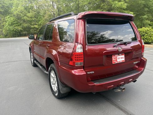 Used 2007 Toyota 4Runner SR5 image 8
