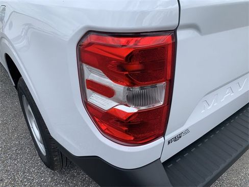 New 2025 Ford Maverick XL w/ Equipment Group 102A image 11