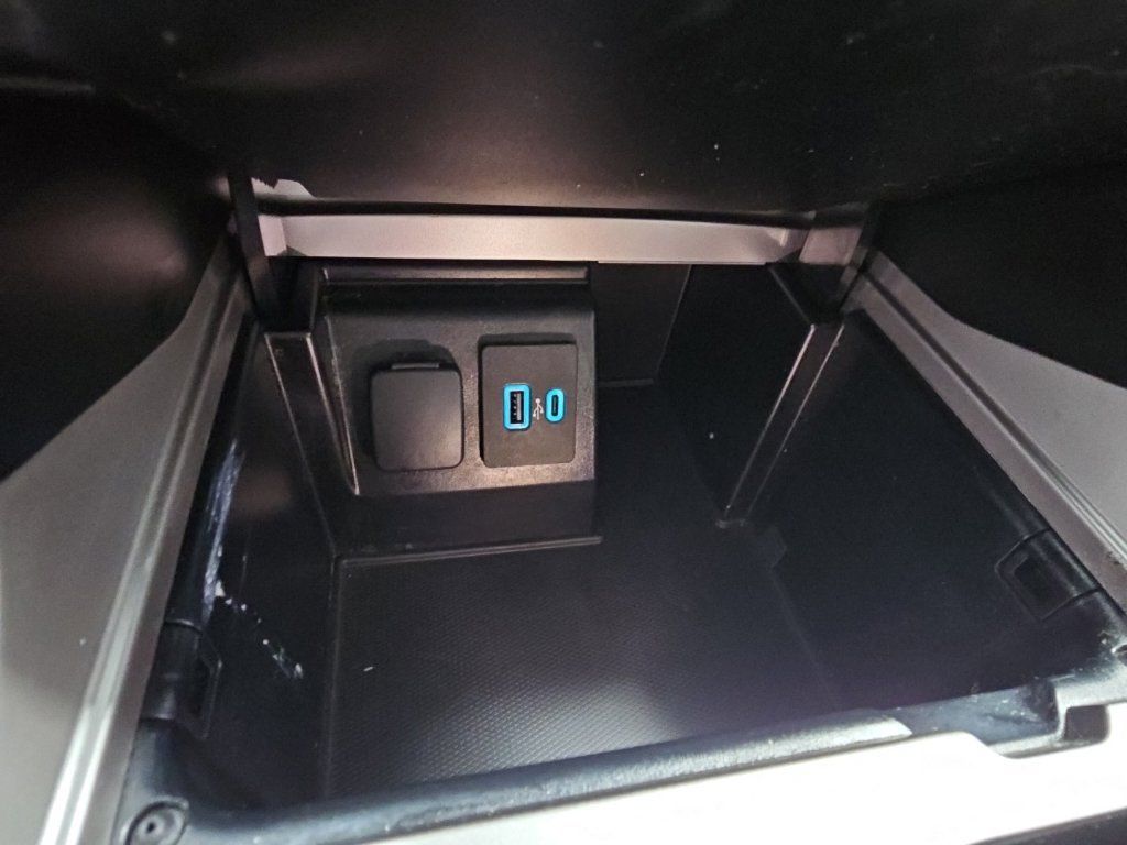 Used 2020 Ford Explorer XLT RWD image 20