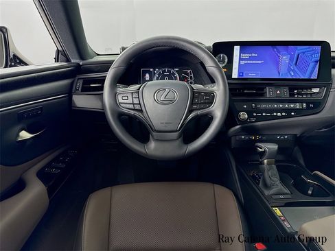 Certified 2023 Lexus ES 250 w/ Premium Package image 24