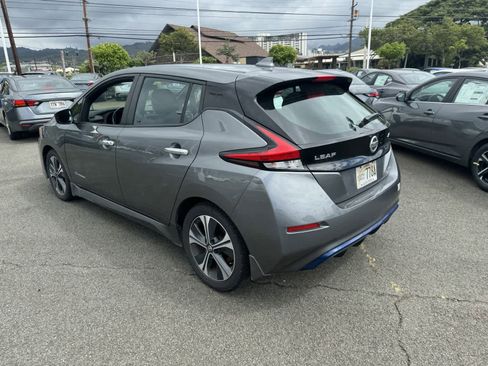 Used 2018 Nissan Leaf SV image 4