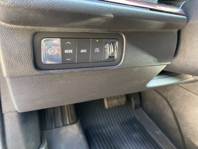 Used 2024 Chevrolet Traverse Z71 w/ Enhanced Driving Package AWD/4WD image 28