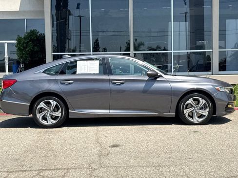Certified 2018 Honda Accord EX-L image 3